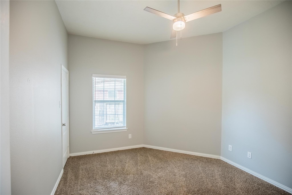 19302 Dolan Springs Drive - Photo 20