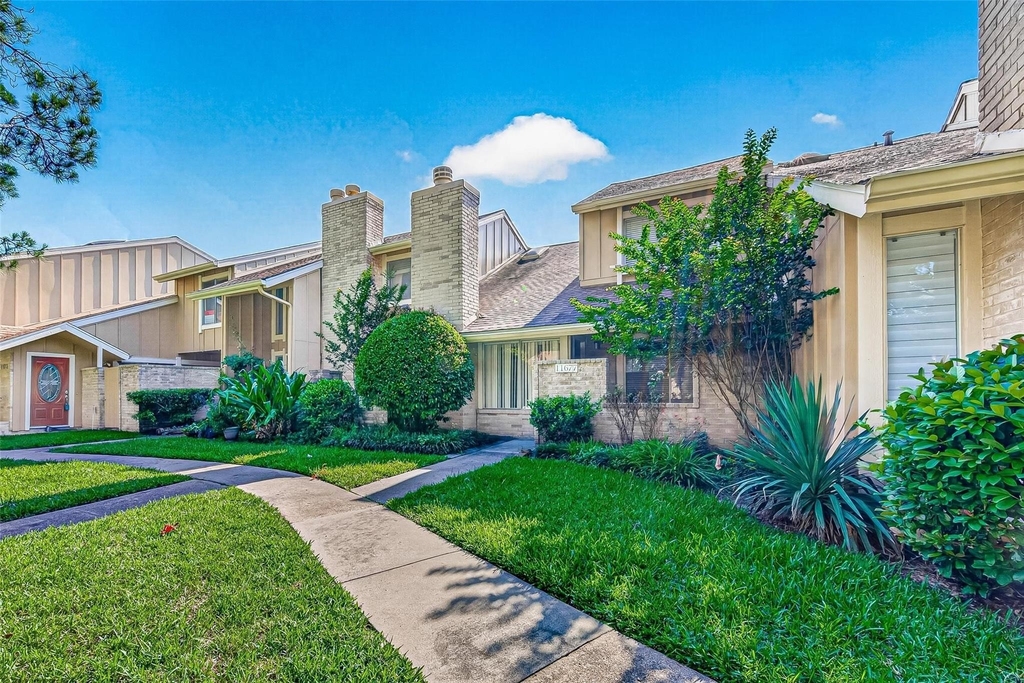 11677 Village Place Drive - Photo 1