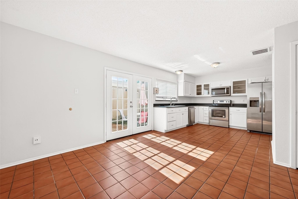 11677 Village Place Drive - Photo 15