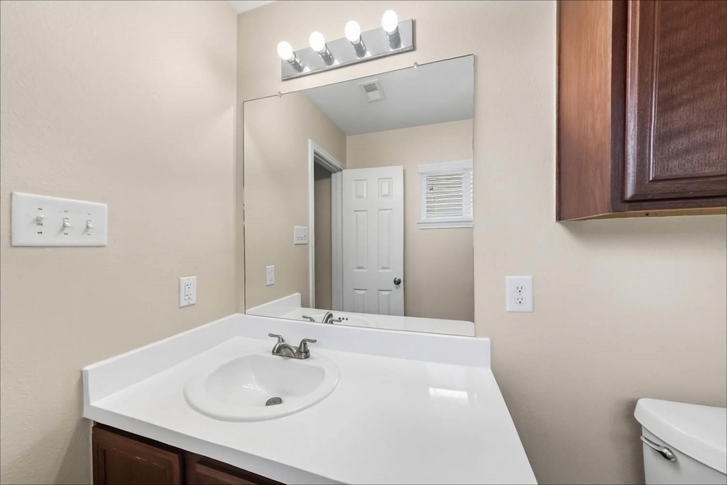 8574 Chaletford Drive - Photo 9