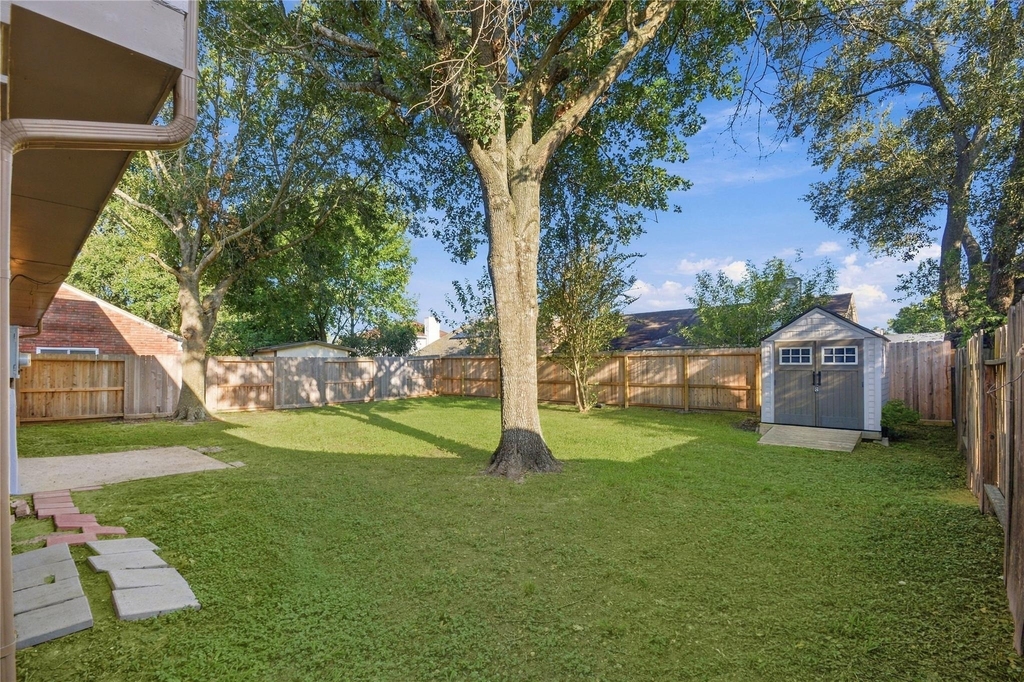 21218 Park Willow Drive - Photo 2