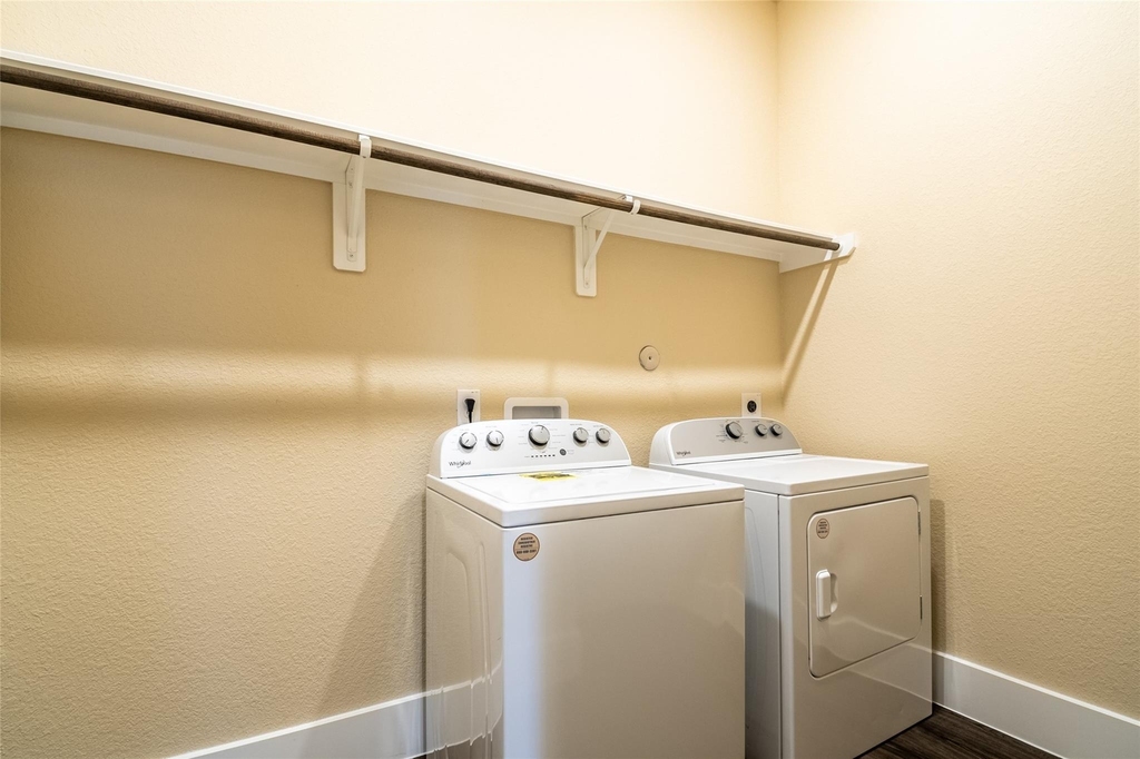 19015 Yellowstone Landing Court - Photo 48