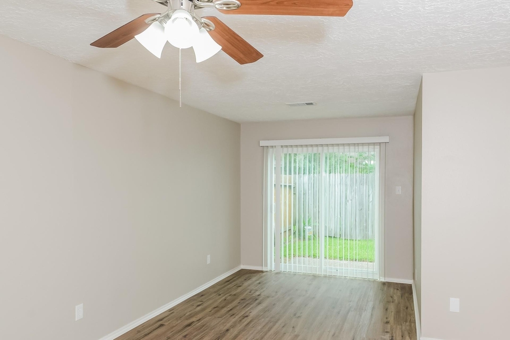 6926 Bullinger Drive - Photo 6