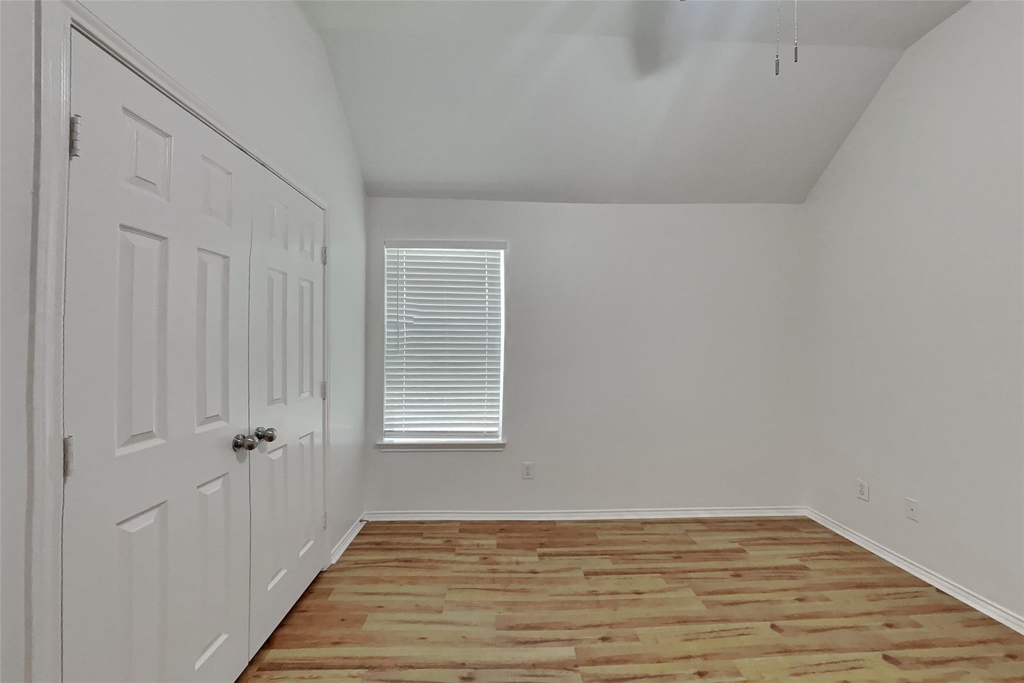 2223 Ridgefield Park Lane - Photo 12