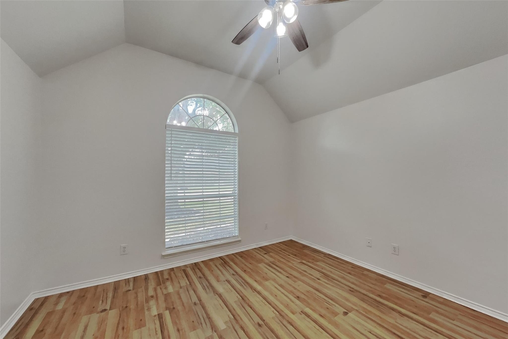 2223 Ridgefield Park Lane - Photo 10
