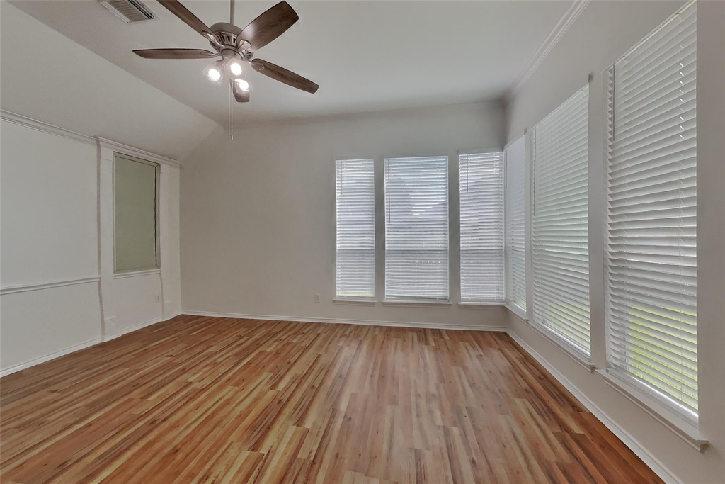 2223 Ridgefield Park Lane - Photo 7