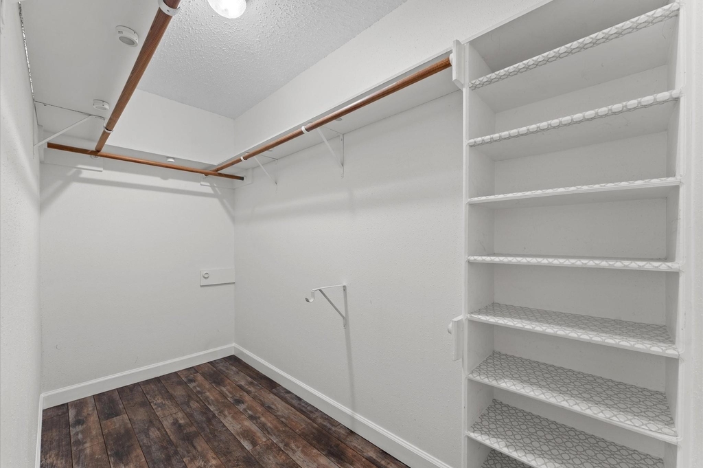 16338 Hickory Point Road - Photo 19