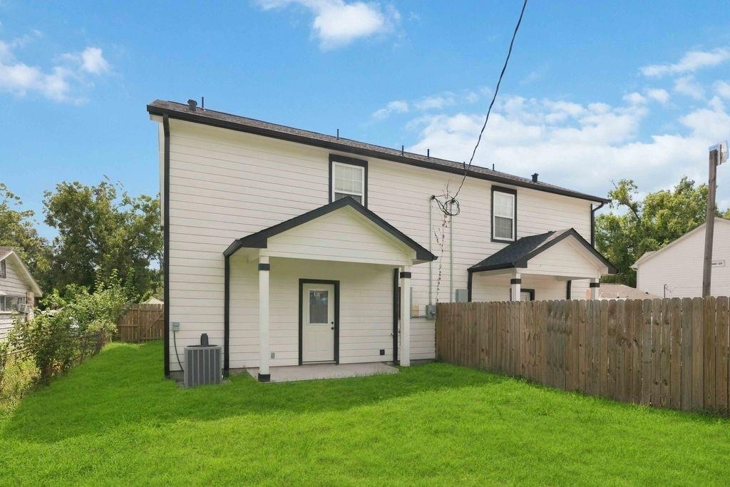 5709 Annunciation Street - Photo 24
