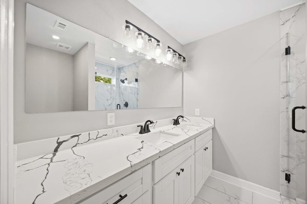 5709 Annunciation Street - Photo 14
