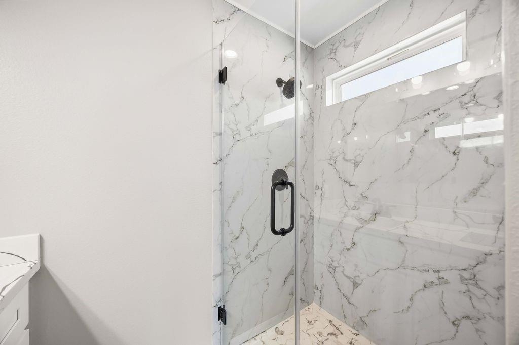 5709 Annunciation Street - Photo 15
