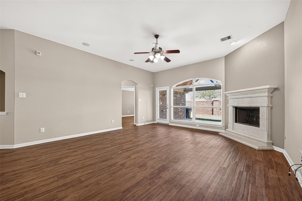 6138 Wickshire Drive - Photo 15