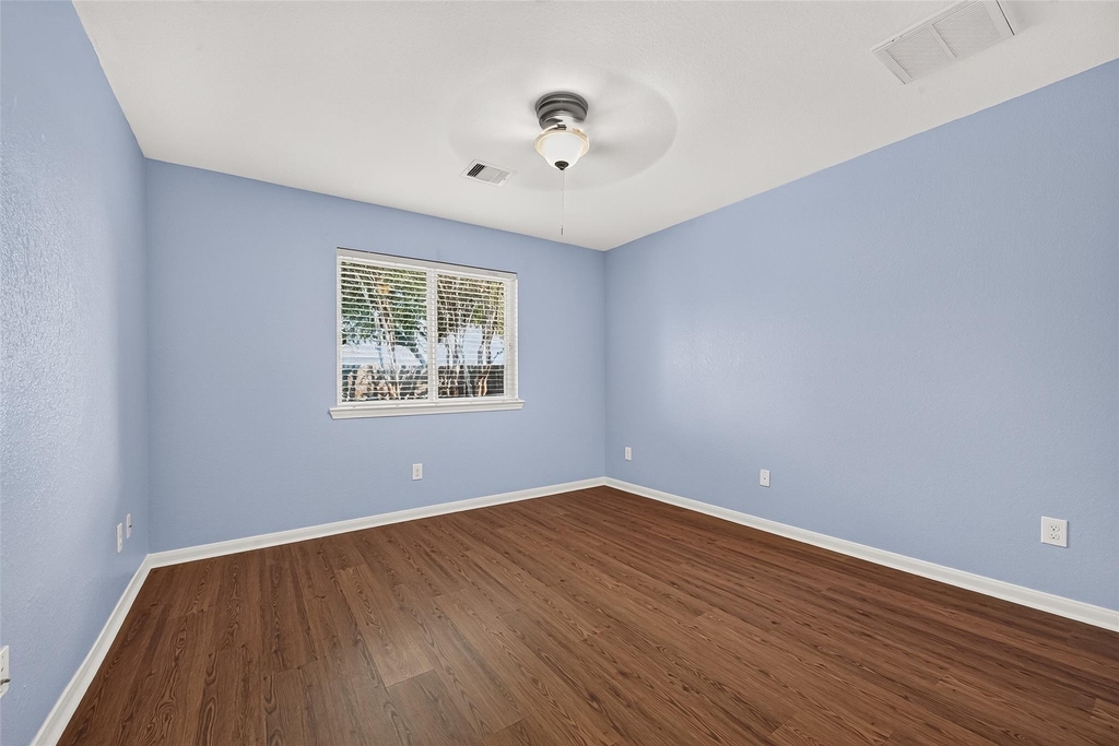 6138 Wickshire Drive - Photo 32