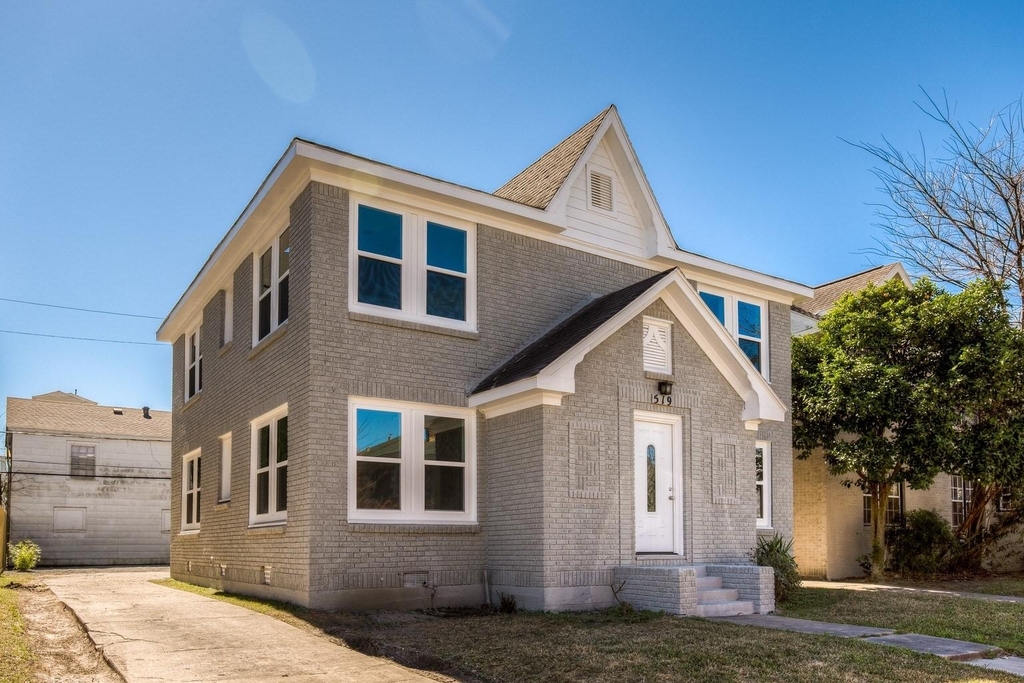 519 W Clay Street - Photo 2