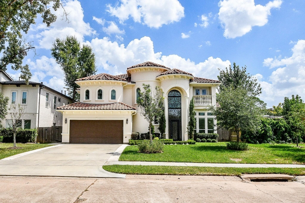 422 Mignon Lane - Photo 1