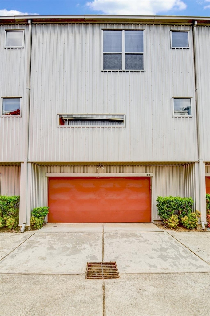 1211 Arthur Street - Photo 4