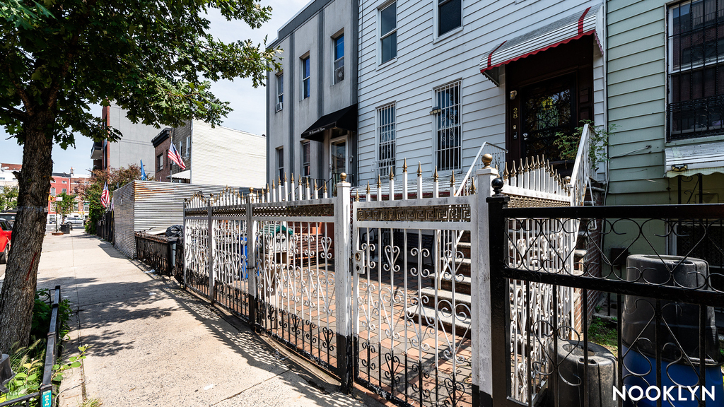 28 Kossuth Pl - Photo 13