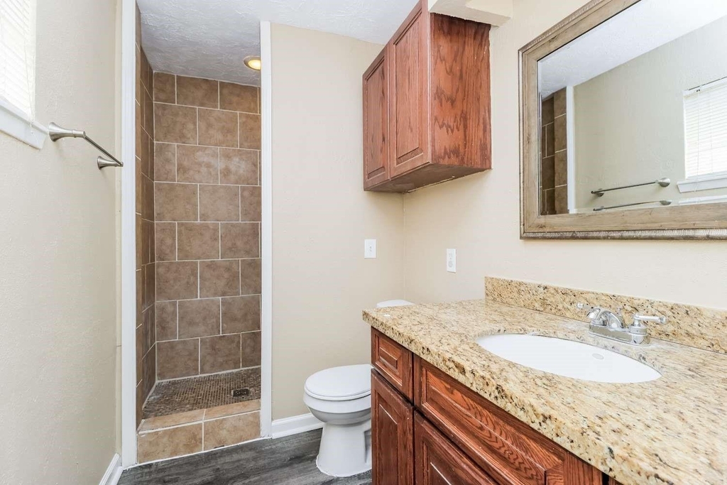 23302 Upper Falls Court - Photo 12