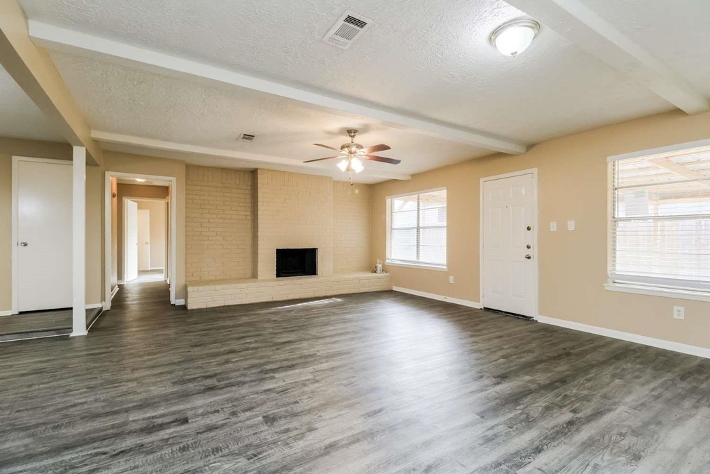 23302 Upper Falls Court - Photo 2