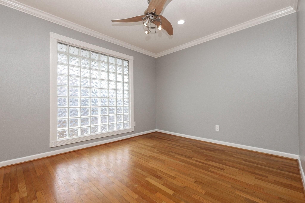 2919 Wentworth Street - Photo 19