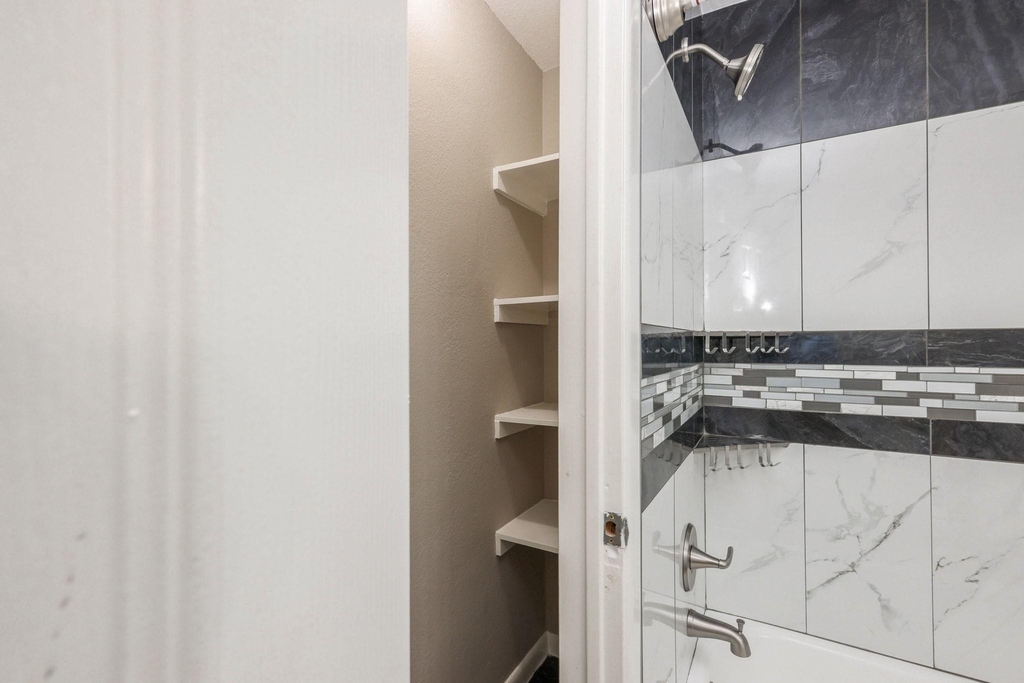 2919 Wentworth Street - Photo 13