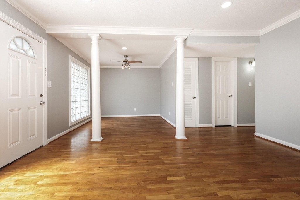 2919 Wentworth Street - Photo 3