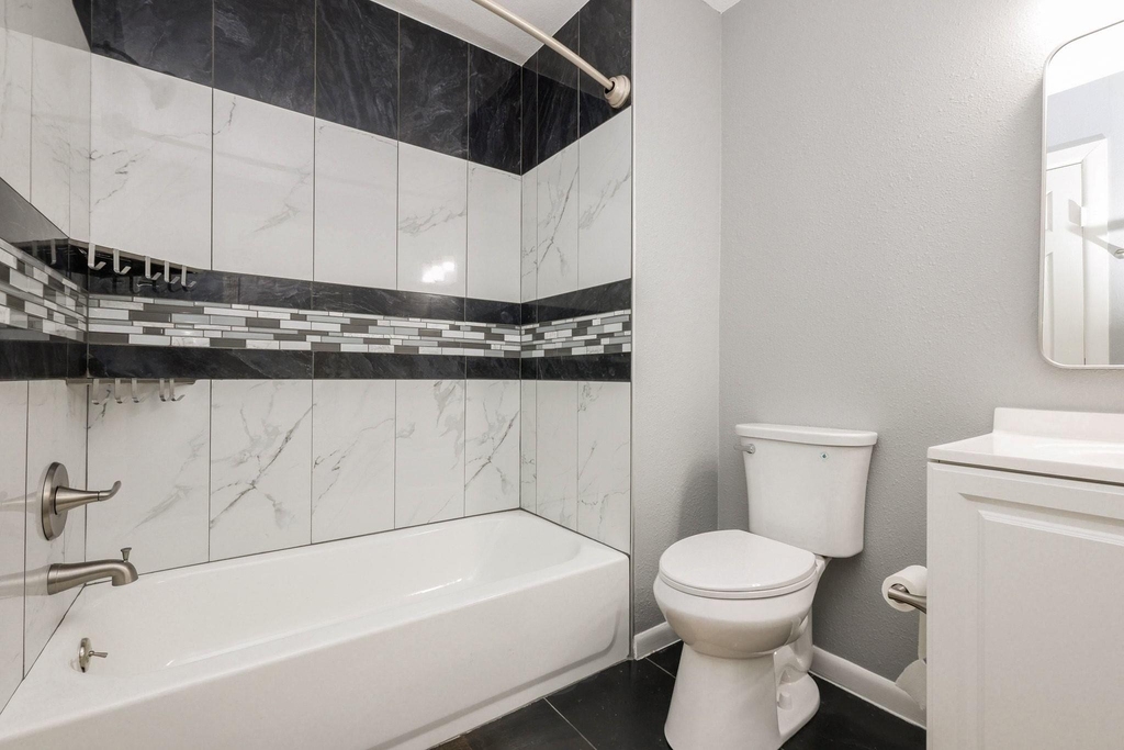 2919 Wentworth Street - Photo 11
