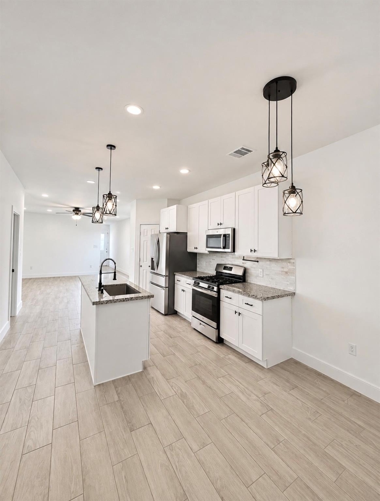 8312 Prairie View Drive - Photo 2