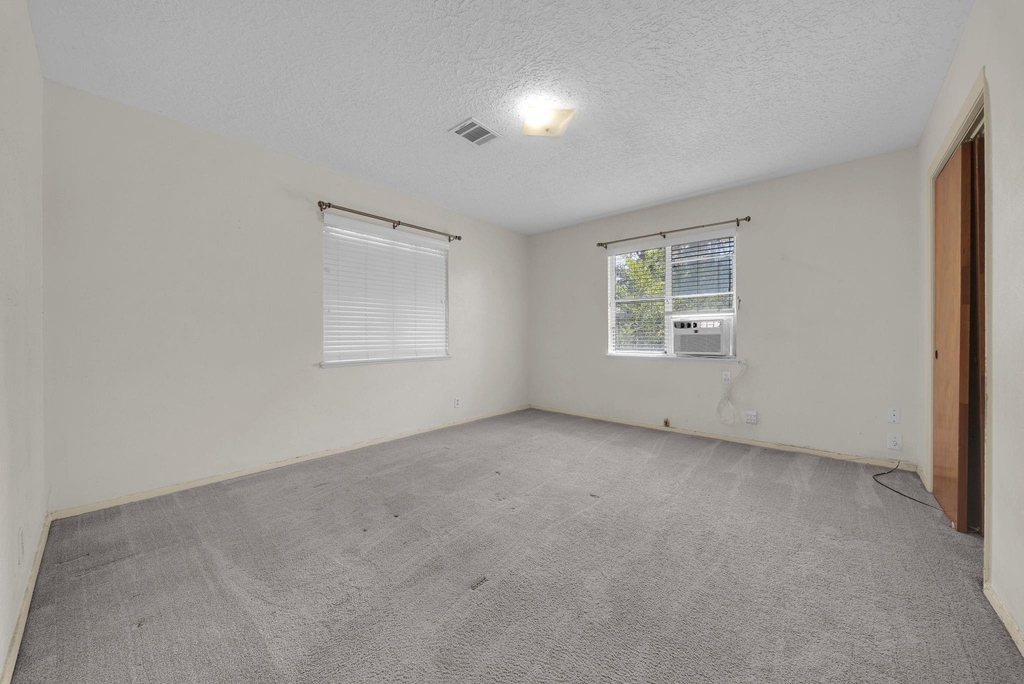 5310 Newkirk Lane - Photo 14