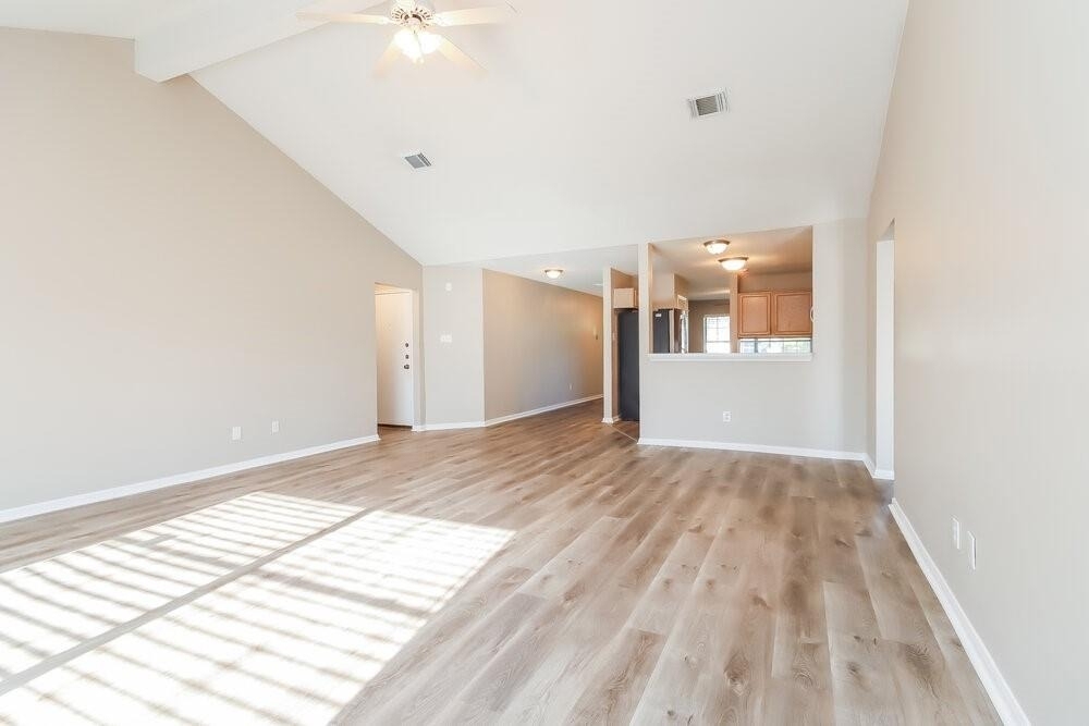 10815 Malden Drive - Photo 2