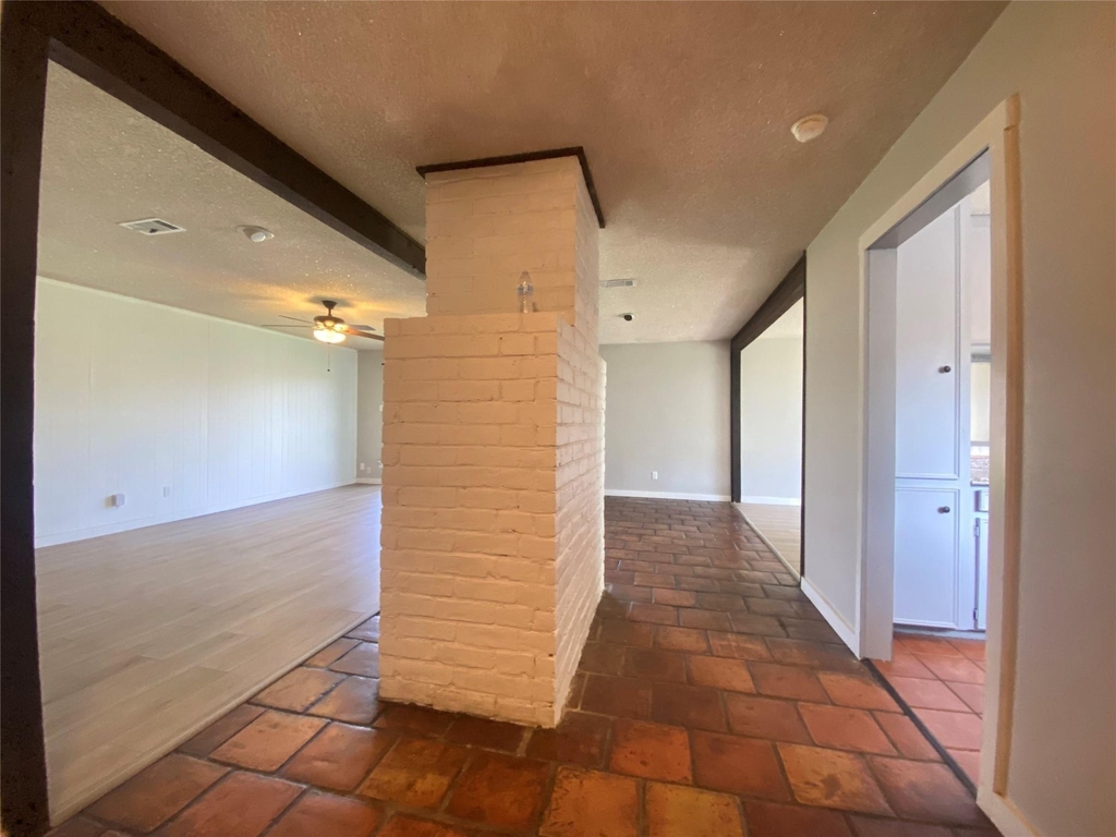 815 Ramada Drive - Photo 3