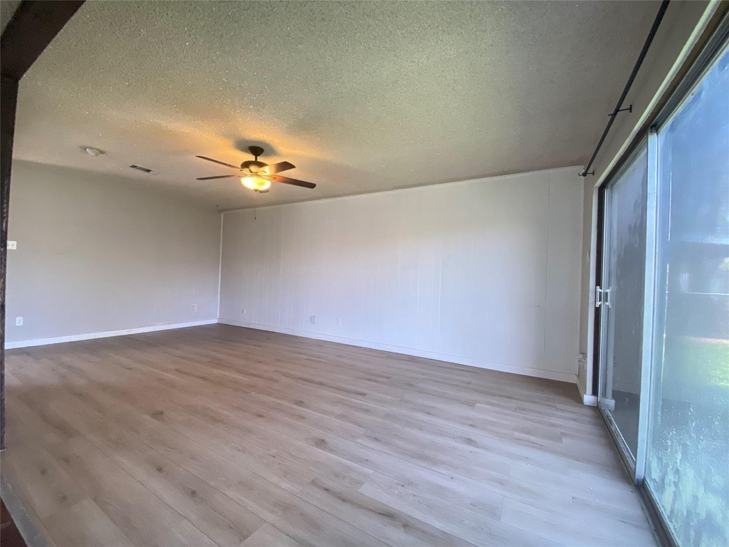 815 Ramada Drive - Photo 6