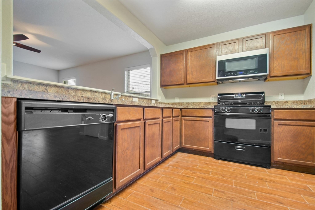 15426 Sableton Crest Lane - Photo 27