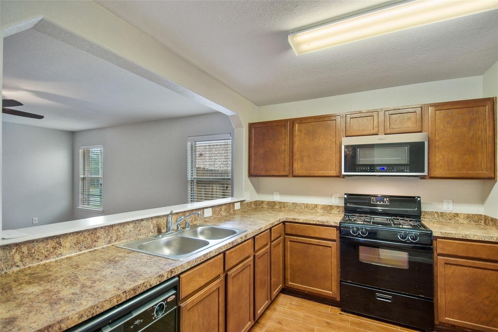 15426 Sableton Crest Lane - Photo 31