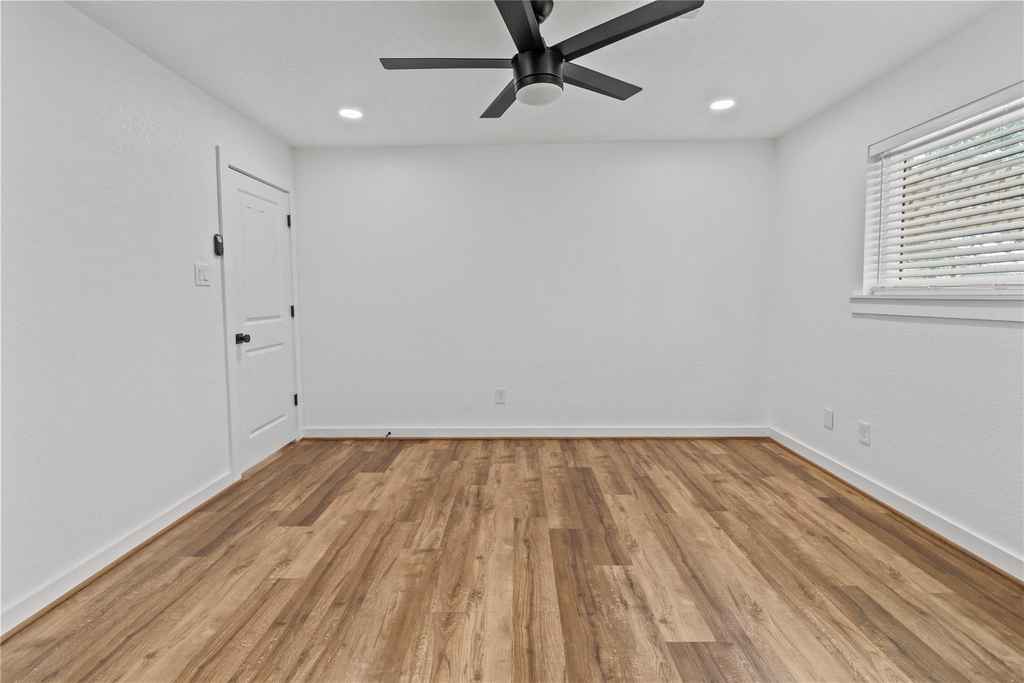 4812 24th St - Photo 16