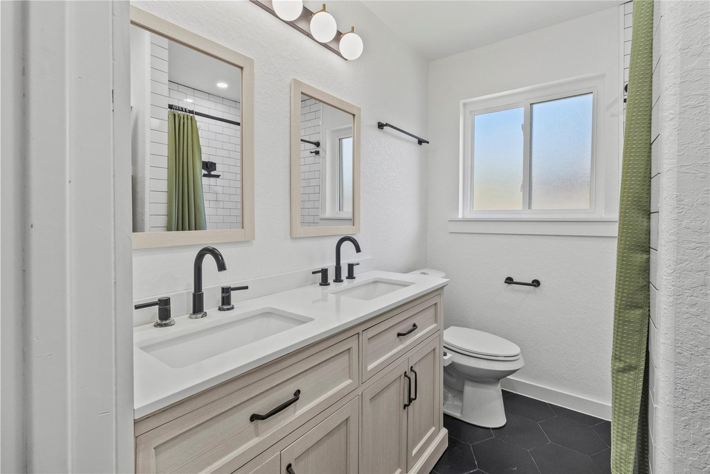 4812 24th St - Photo 19
