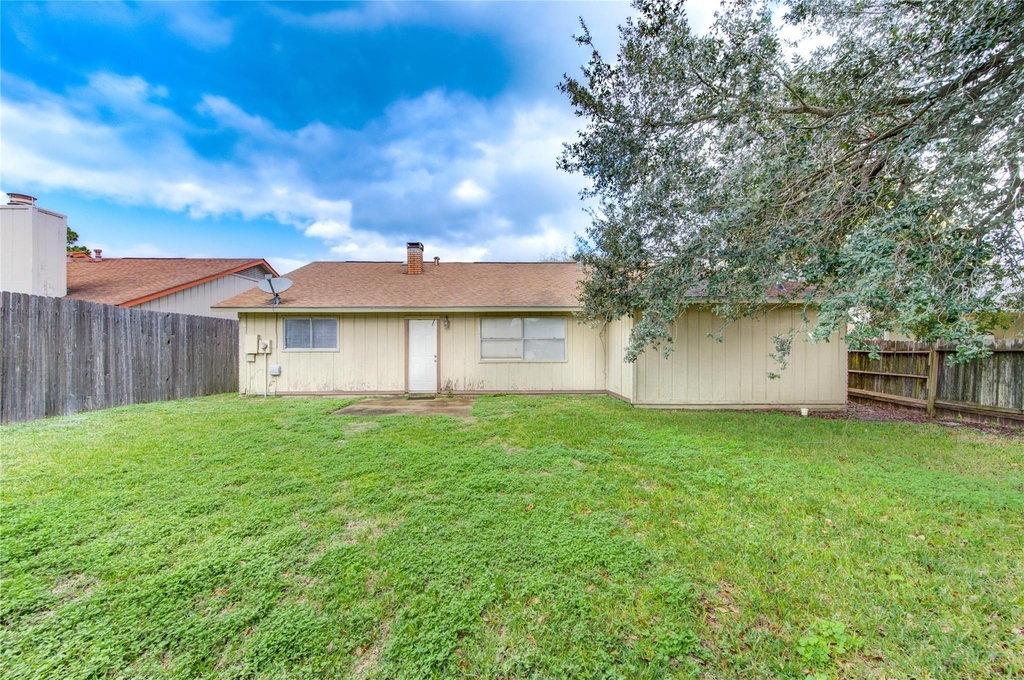 12023 Plumbrook Drive - Photo 7