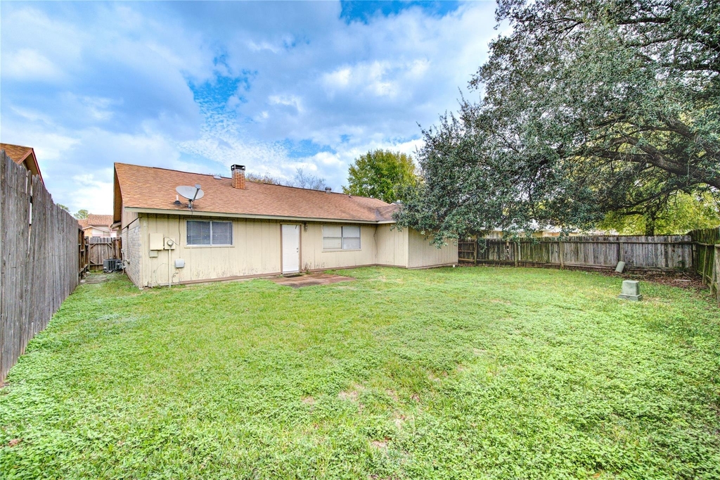 12023 Plumbrook Drive - Photo 6