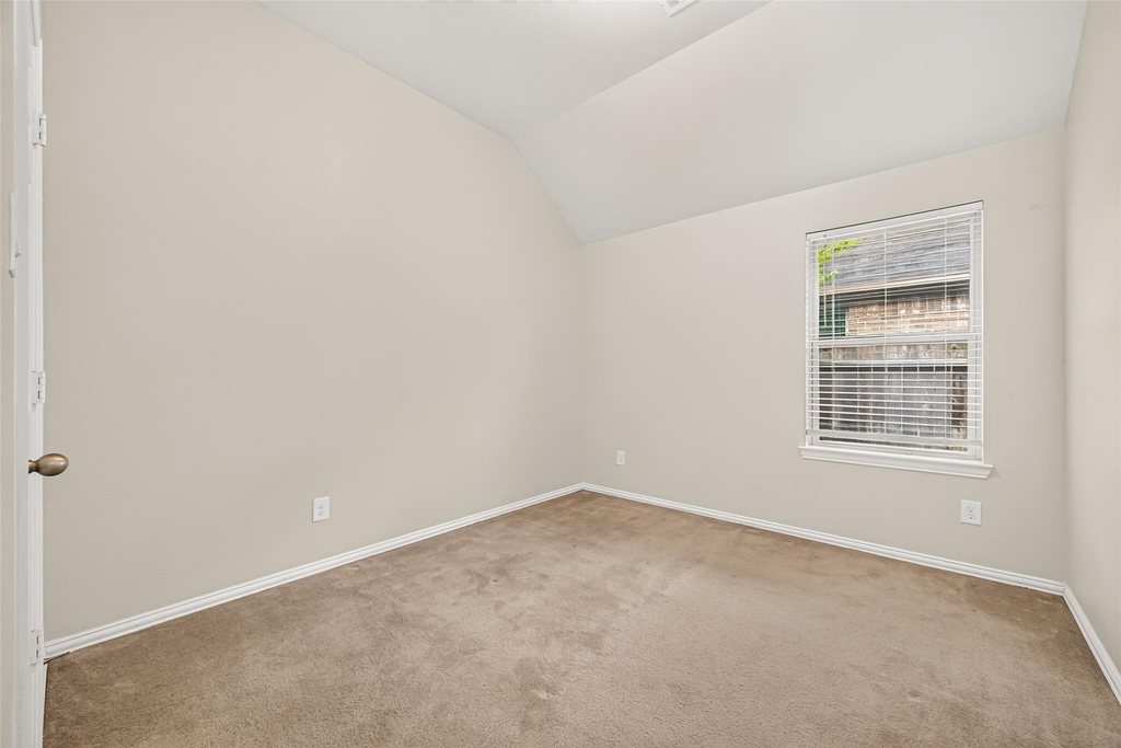 8155 Laughing Falcon Trail - Photo 34
