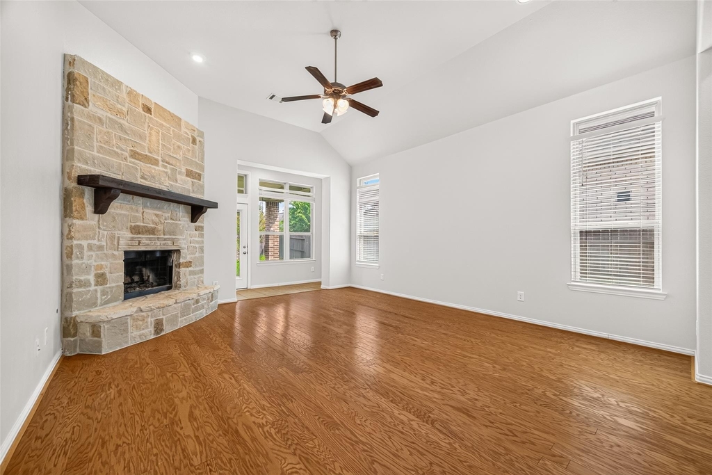 8155 Laughing Falcon Trail - Photo 11