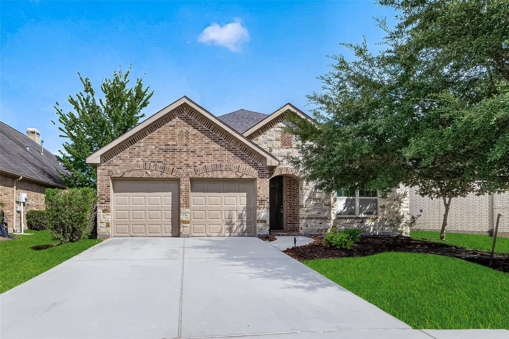 8155 Laughing Falcon Trail - Photo 0