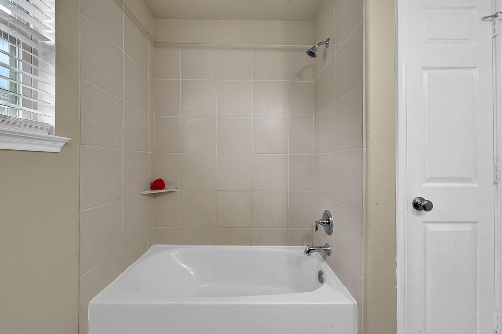 16911 Wedgeside Park - Photo 14
