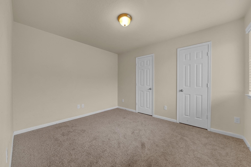 16911 Wedgeside Park - Photo 17