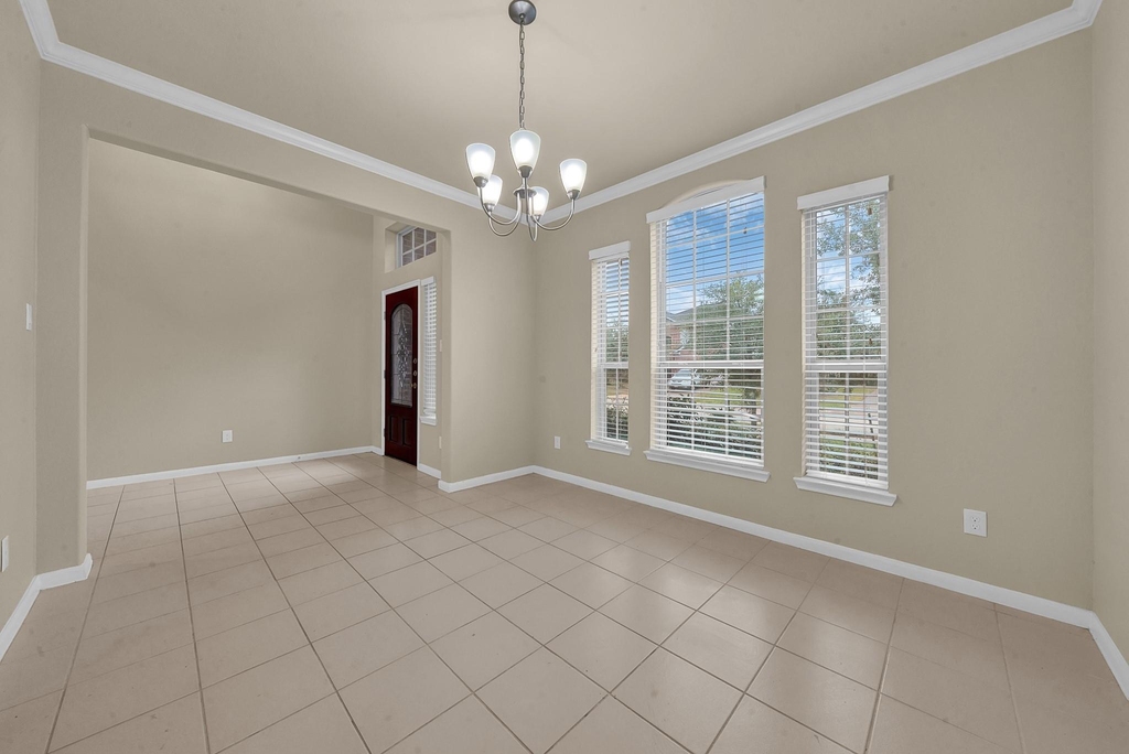 16911 Wedgeside Park - Photo 2