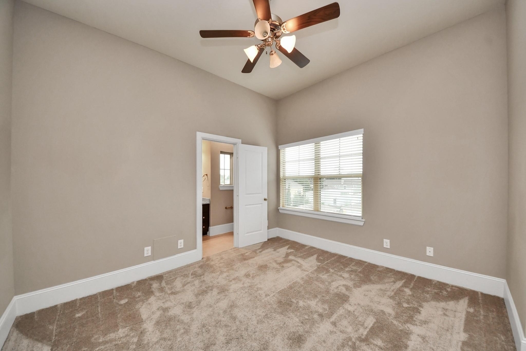 1617 W 23rd Street - Photo 23