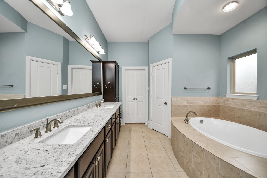 1617 W 23rd Street - Photo 20