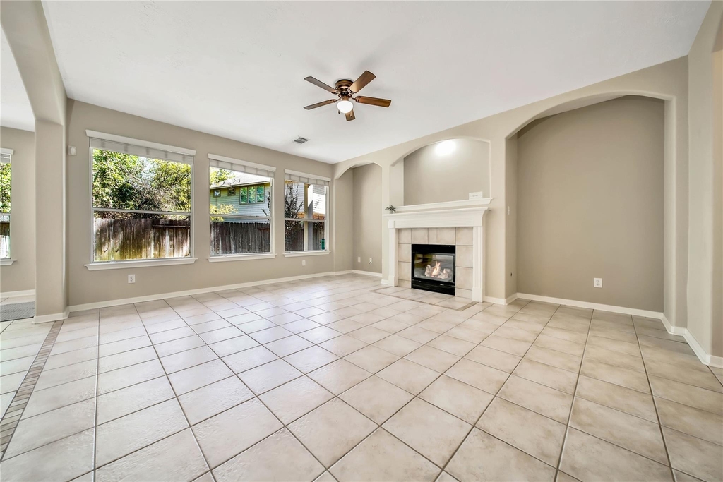 111 W Burberry Circle - Photo 13