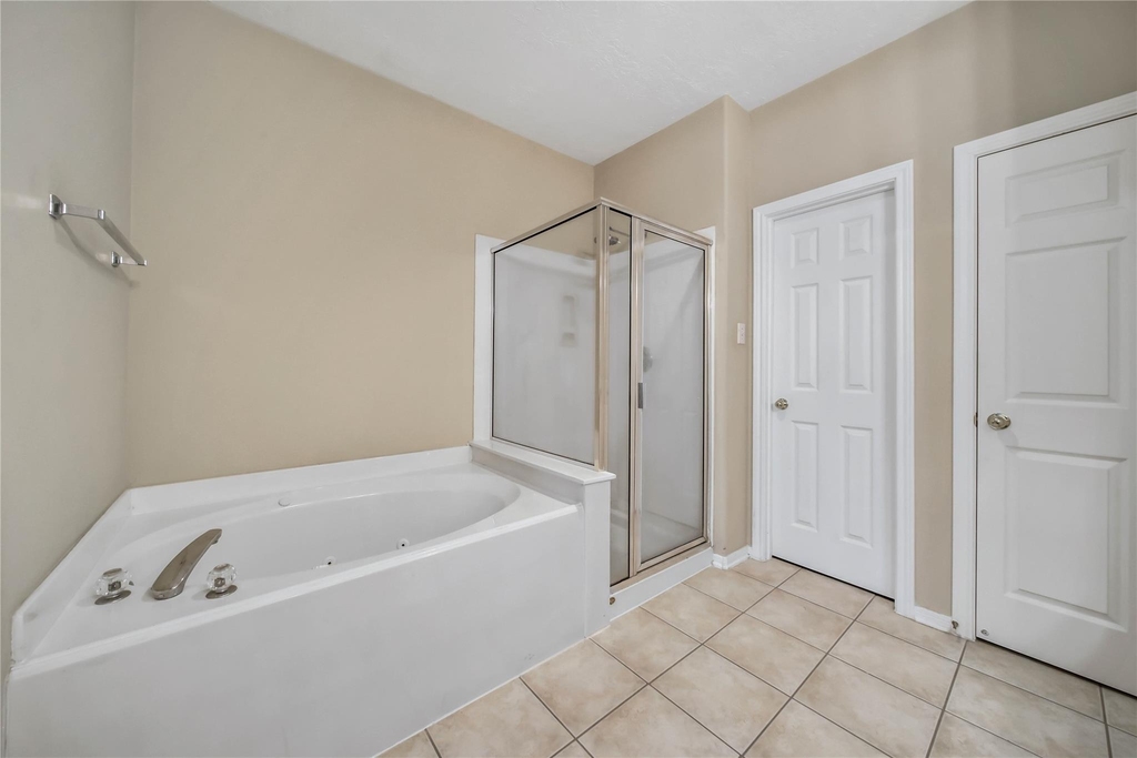 111 W Burberry Circle - Photo 21