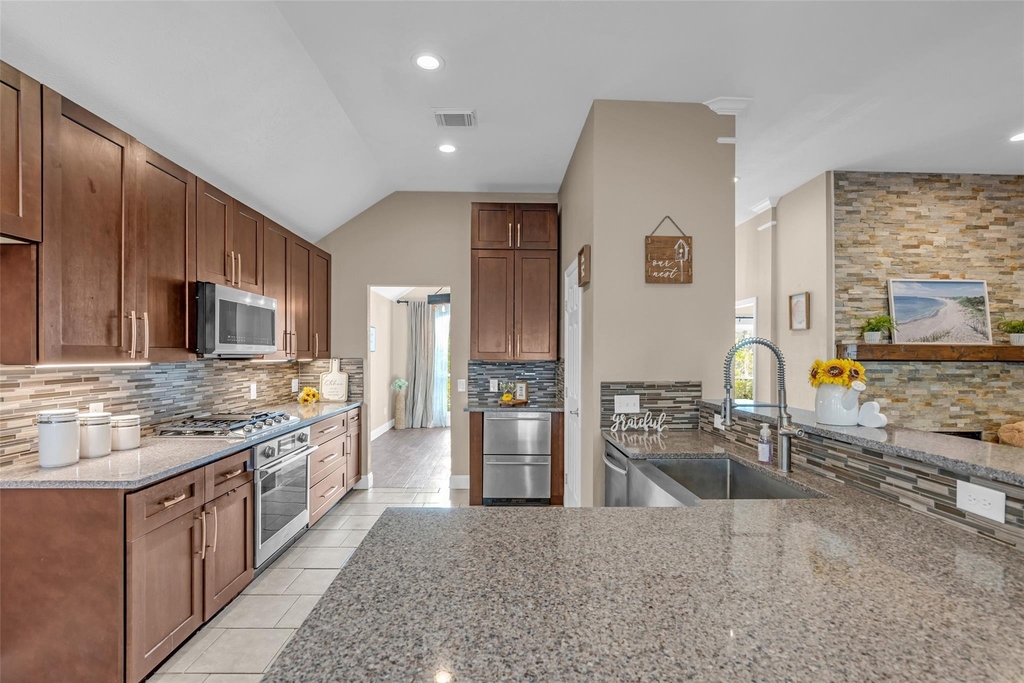 11506 Faulkey Gully Circle - Photo 16