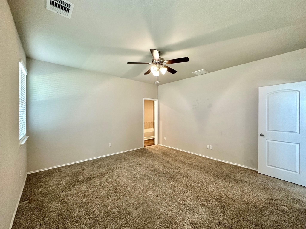5410 Pembrokeshire Circle - Photo 10