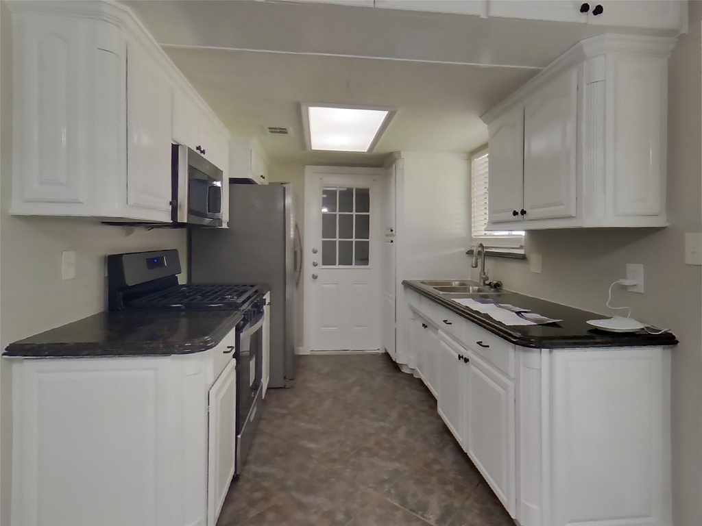 1910 Barnsley Lane - Photo 4